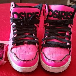 Hot Pink & Black Osiris skater hi-tops